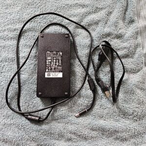 Dell 240W Docking Station Charger LA240PM160 19.5V